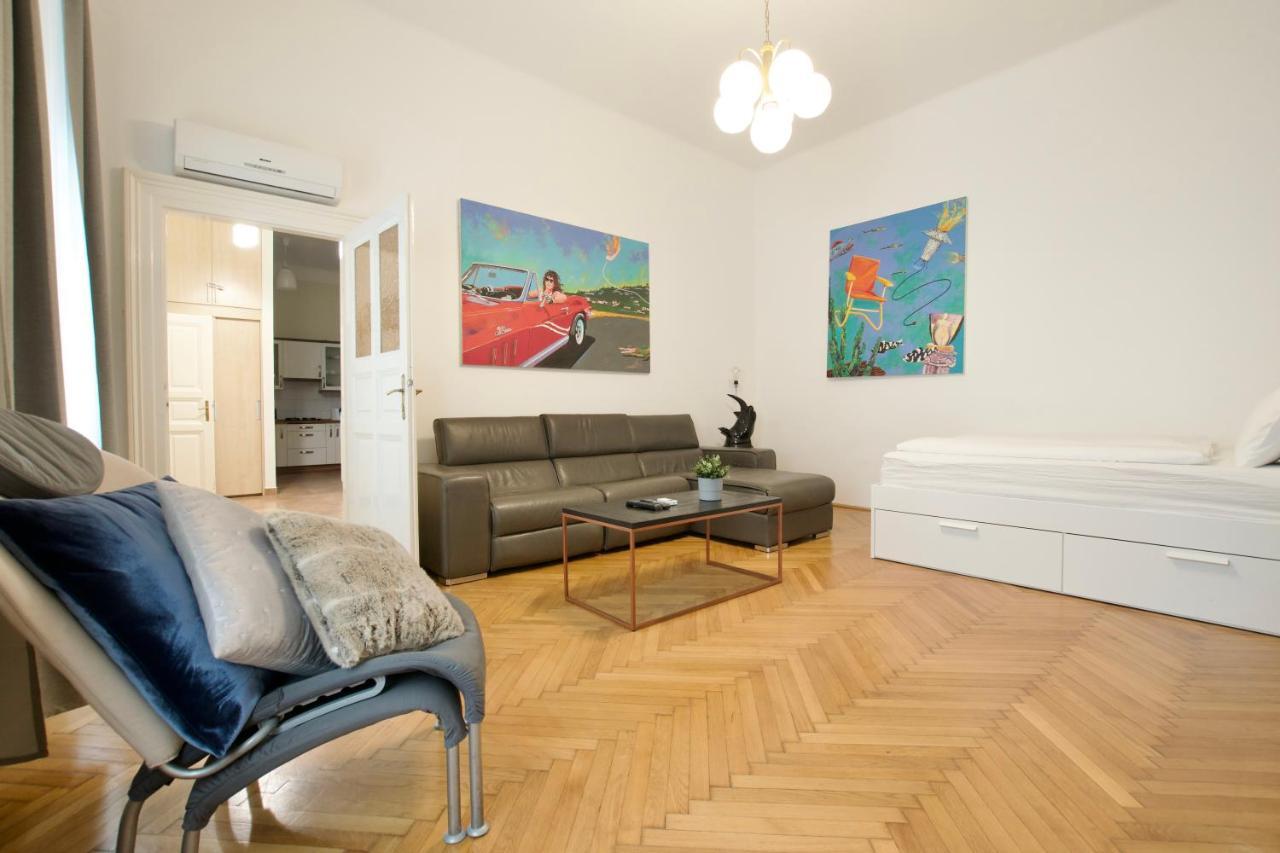 Standard By Hi5 - St. King Street 16. * בודפשט